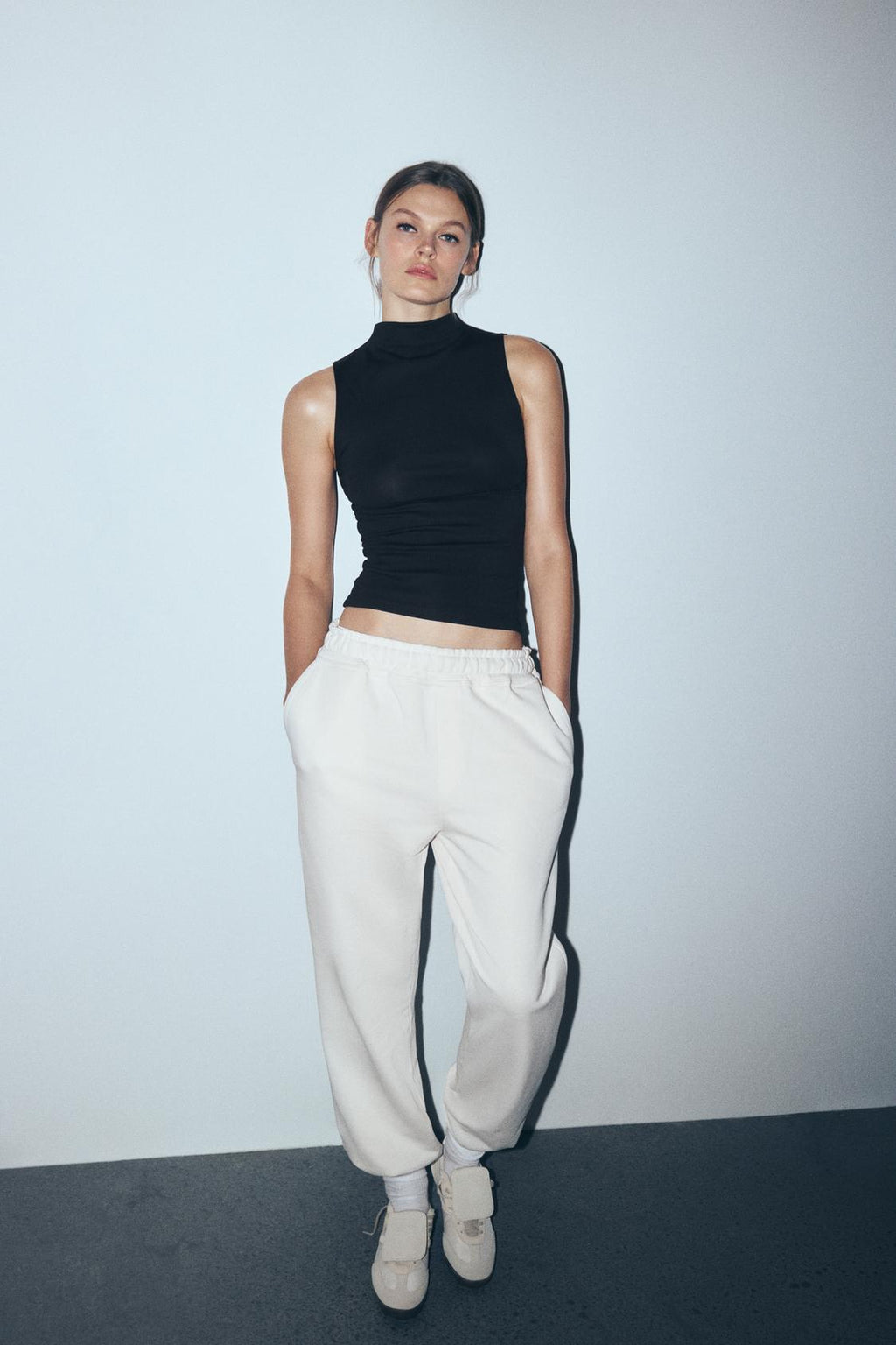 Yarım Balıkçı Yaka Bluz - Siyah