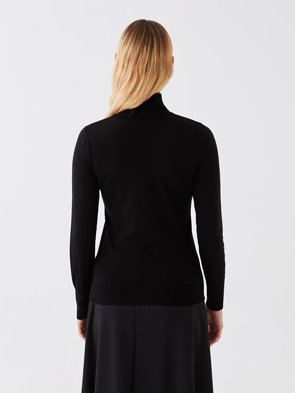 Uzun Kollu Balıkçı Yaka Bluz - Siyah