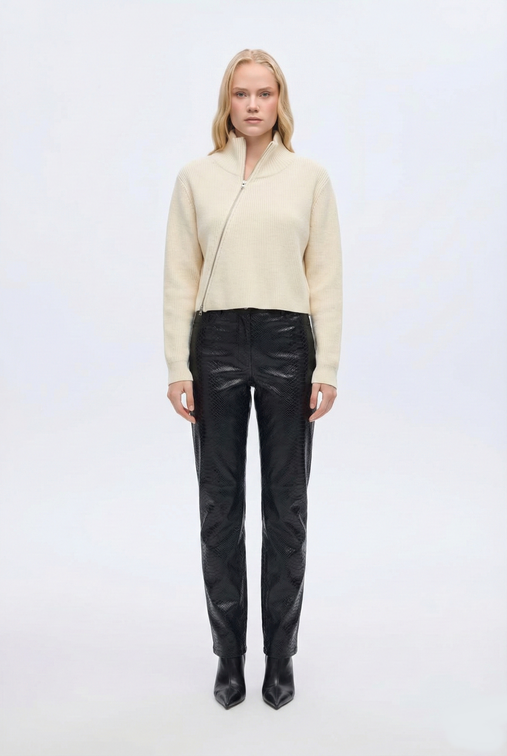 Asimetrik Fermuarlı Triko - Krem